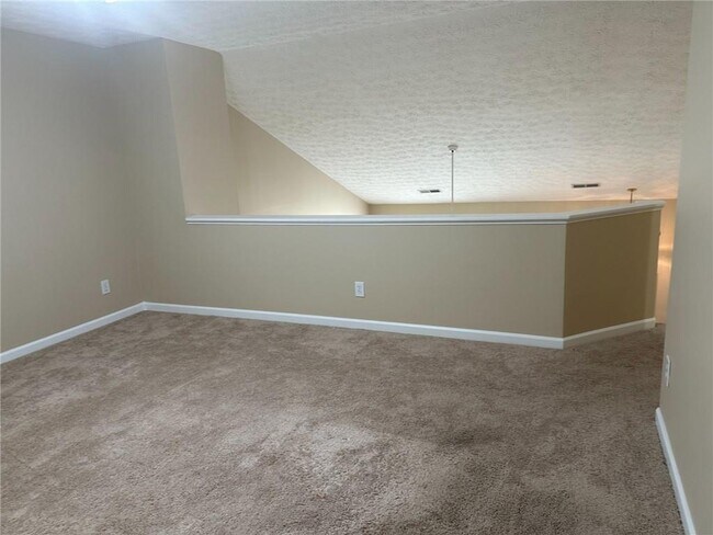Building Photo - 185 Weatherstone Dr