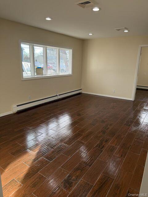 Building Photo - 161 Merrill St