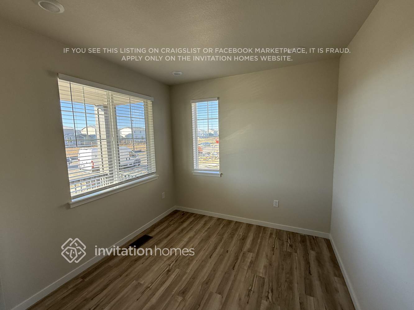 Building Photo - 850 Mesic Ln