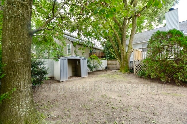Building Photo - 1522 Theresa Dr