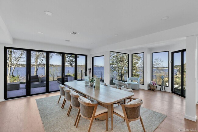 Building Photo - 10 Bay View Dr