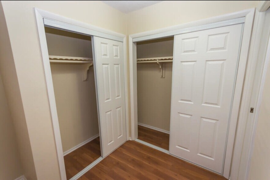 Building Photo - 4986 NW 39th St