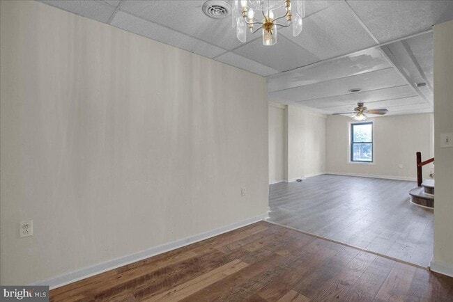 Building Photo - 448 Penn Ave