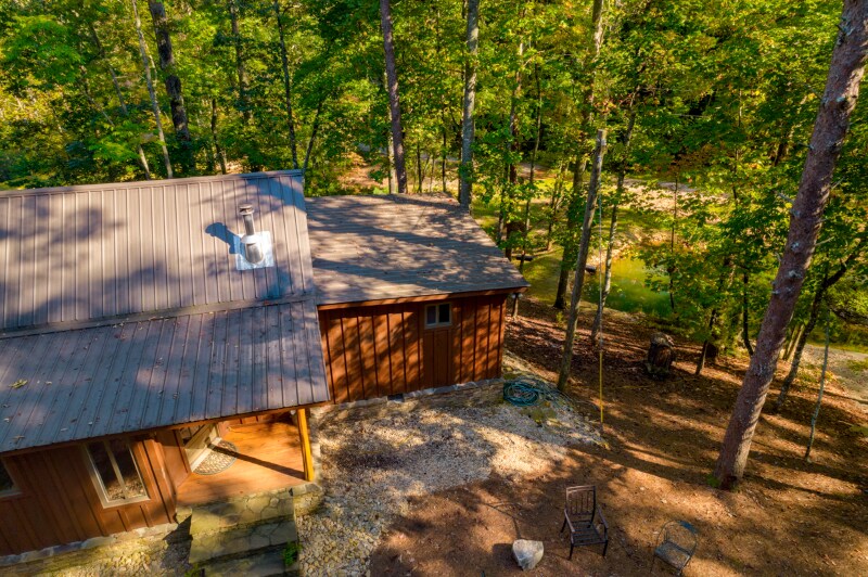 Building Photo - 250 Lovell Ln