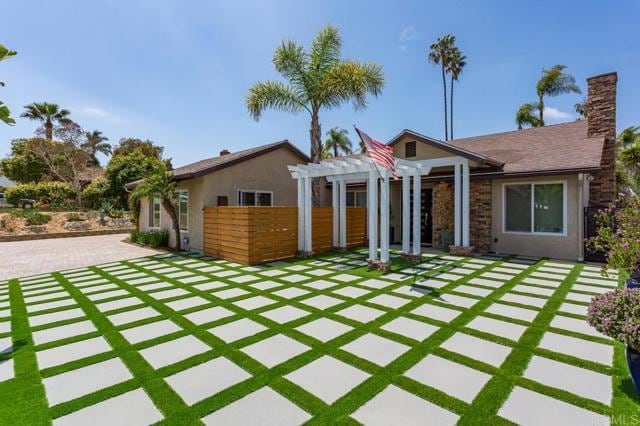 Building Photo - 812 Crest Dr