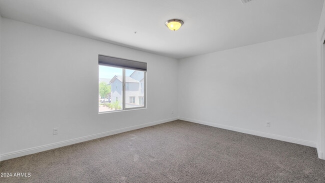 Building Photo - 20698 W Legend Trail