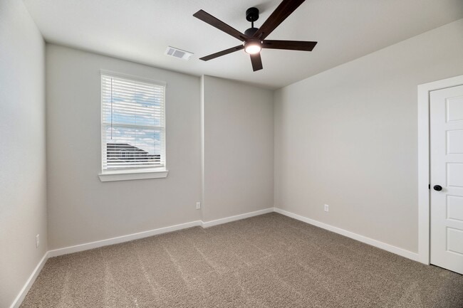 Building Photo - AVAILABLE NOW!  CUL-DE-SAC TRIPLEX LOT LOCATED ON 1-ACRE IN MIDLOTHIAN, TX!