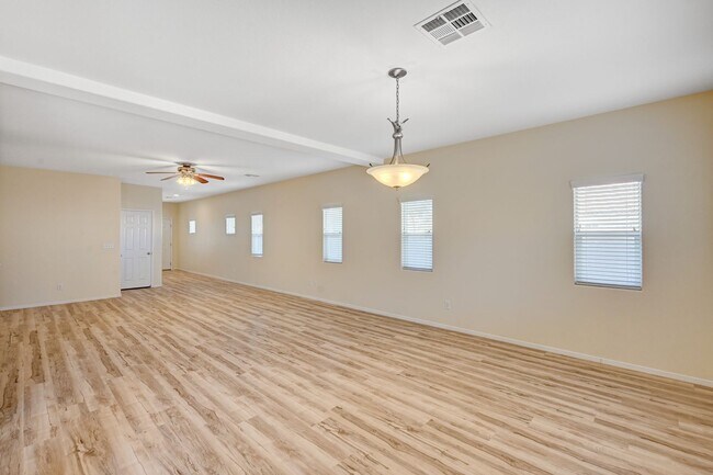 Building Photo - 4 Bedroom Near Spring Valley— Your Next Chapter Starts Here!