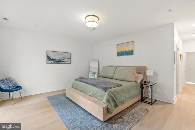 Building Photo - 662 Glick Ct NW