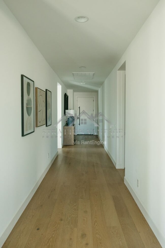 Building Photo - 10262 E Utah Ave