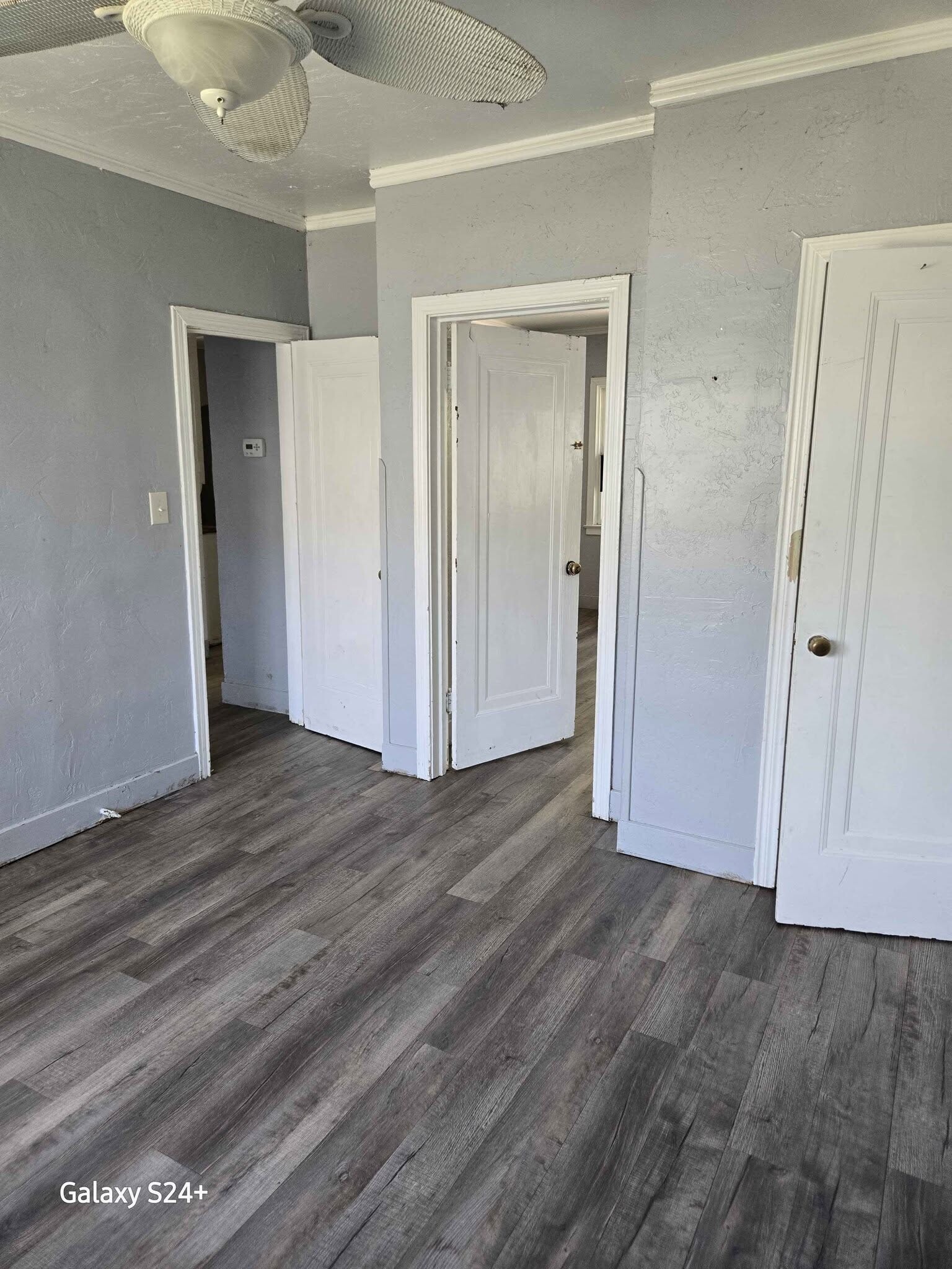 Building Photo - 1102 S Western St