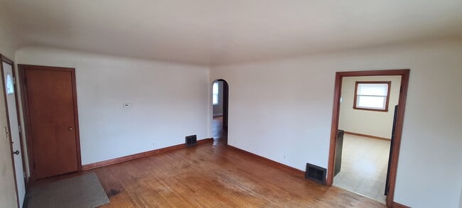 First floor wood flooring - 724 E Circle St
