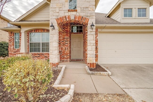 Building Photo - 1721 Castle Creek Dr