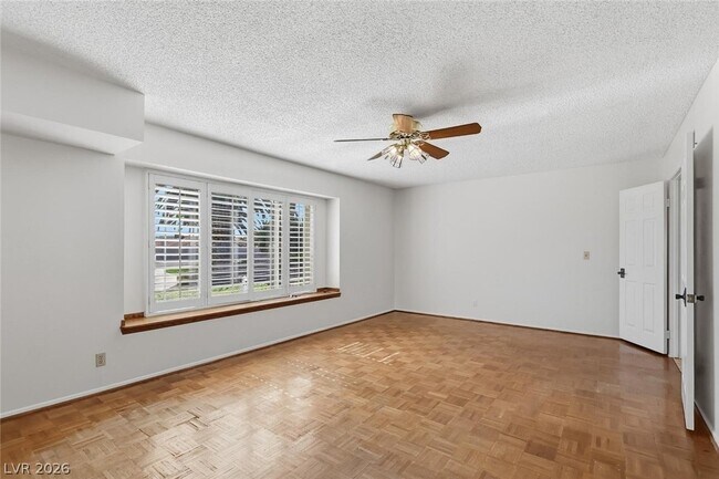 Building Photo - 3321 Basque St