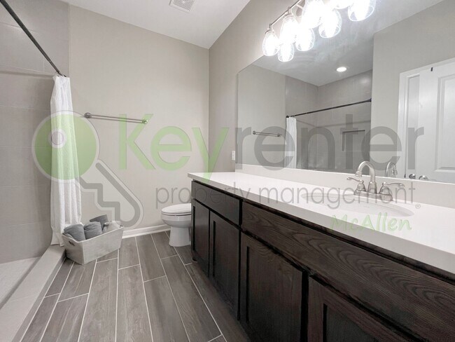 Building Photo - Beautiful Brand New  4bed/3 bath House in Mission