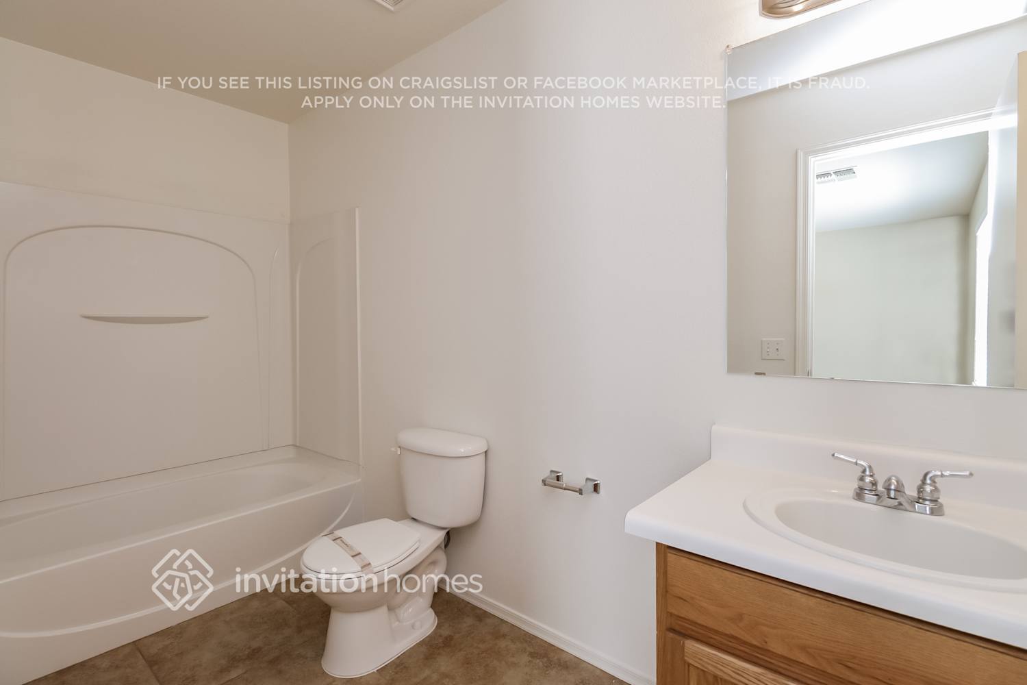 Building Photo - 1715 E Desert Moon Trail