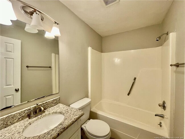 Building Photo - 820 Anarine Rd