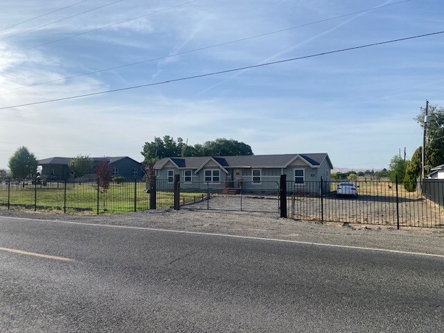 Primary Photo - 357 McDonald Rd