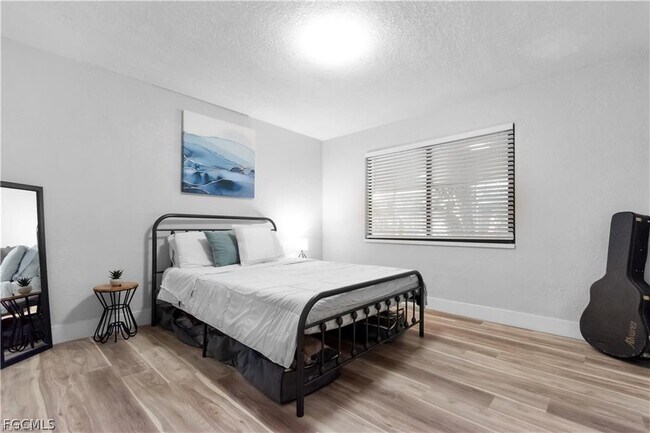 Building Photo - 1373 Morningside Dr