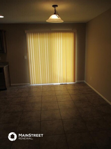 Building Photo - 104 Golfview Dr