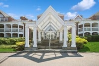 Building Photo - 333 N State Rd