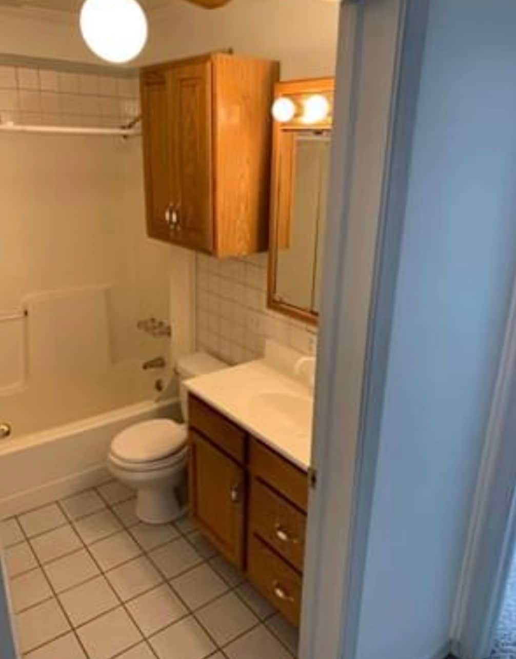 Building Photo - 518 S 12th St