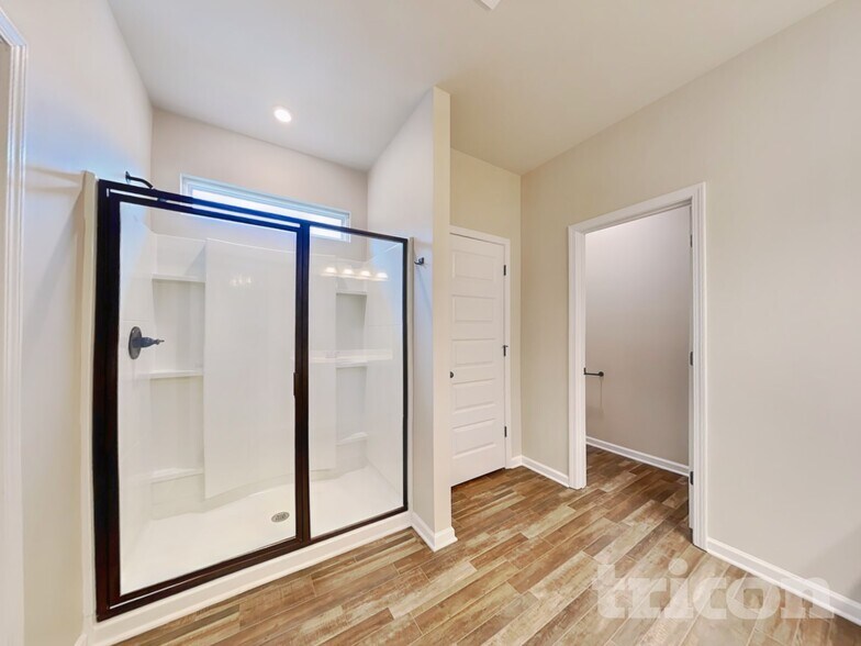 Building Photo - 212 Malbone St SW