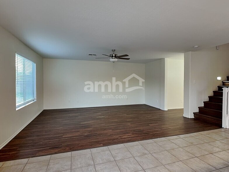 Building Photo - 33268 N Windmill Run