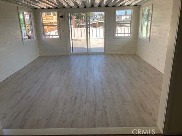 Building Photo - 128 W Escalones
