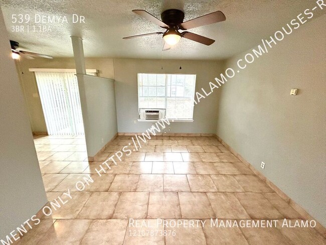 Building Photo - **MOVE-IN SPECIAL** AVAILABLE NOW! 3 Bedro...