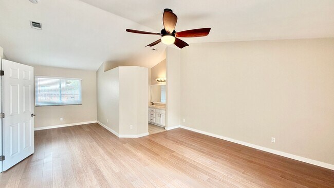 Building Photo - Recently updated Single-Story Home in the lovely community of Wildomar!