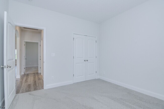 Building Photo - 326 Agape Ln