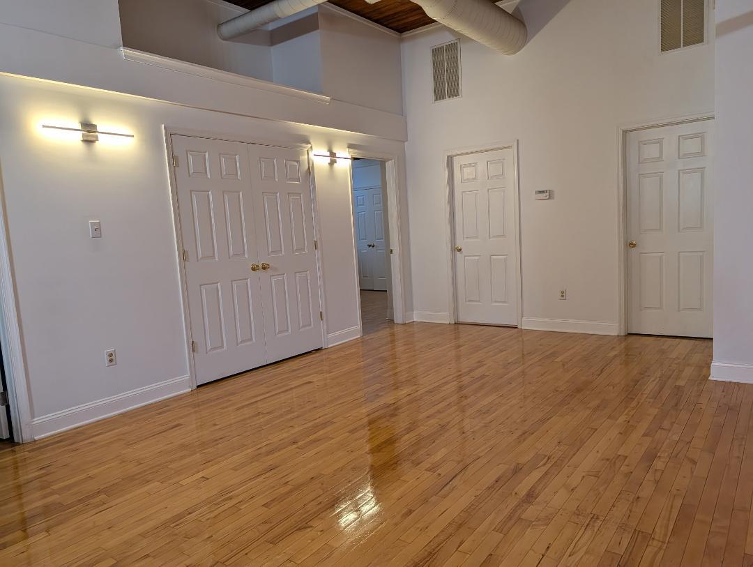 Building Photo - 502 Keystone Aly