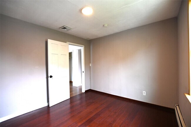 Building Photo - 3 Polizzi Dr