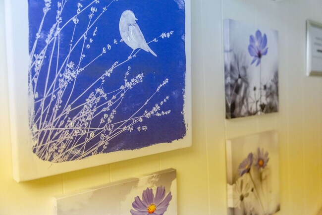 Building Photo - 640 S Columbia St