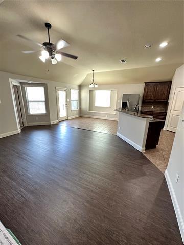 Building Photo - 2036 Allyson Dr.