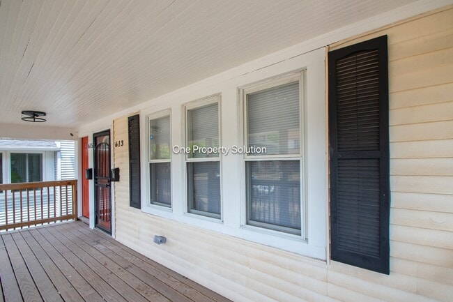 Building Photo - 613 Tennessee St