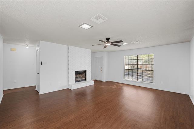 Building Photo - 300 Mill Creek Cir