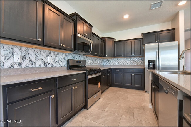 Building Photo - 12868 Star Gaze Ave