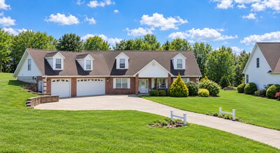 Building Photo - 5914 S Glenview Dr