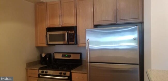 Primary Photo - 11760 Sunrise Valley Dr