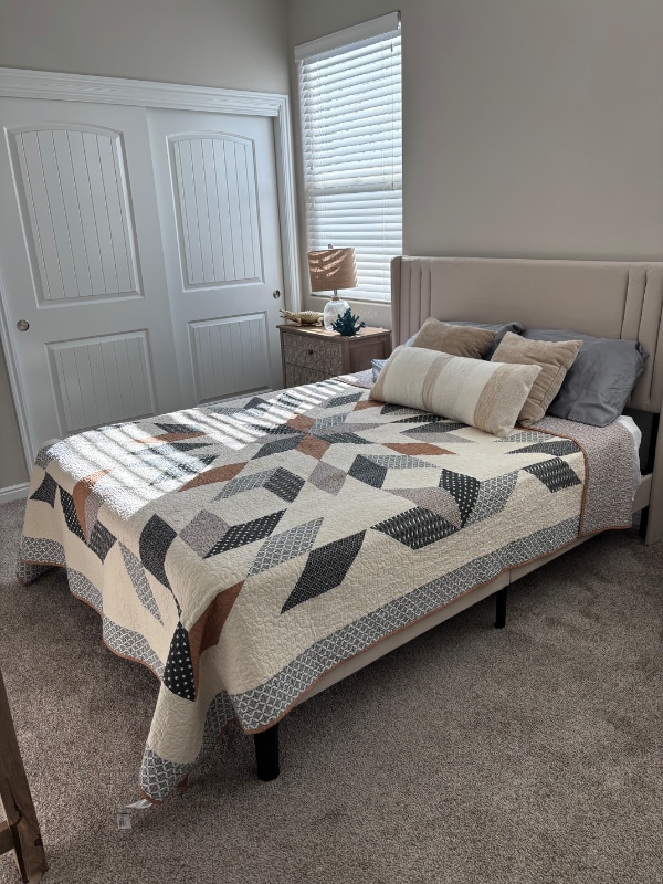 Building Photo - 1843 E 1220 S St