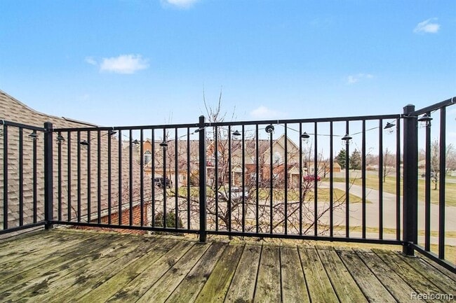 Building Photo - 20006 Hidden Oaks Dr