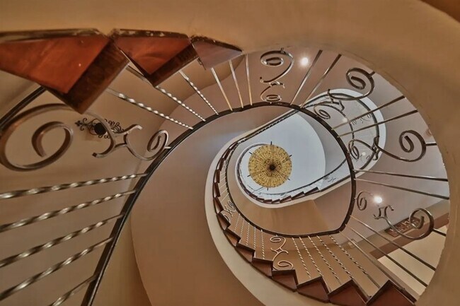 Building Photo - One of a kind Castle on the Hill for Rent! Minimum 1 month lease