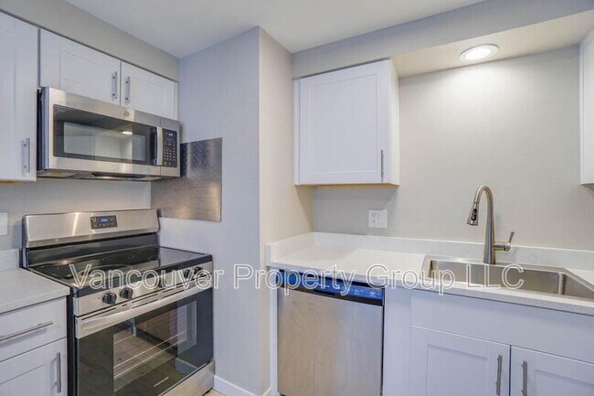 Building Photo - 4420 Gibbons St