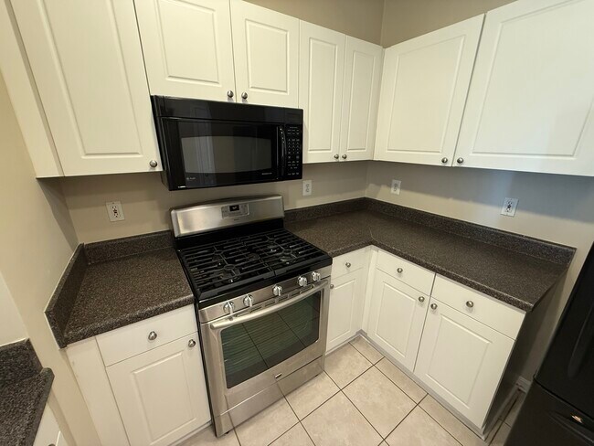 Building Photo - 11320 Aristotle Dr