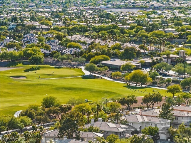 Building Photo - 9320 Tournament Canyon Dr