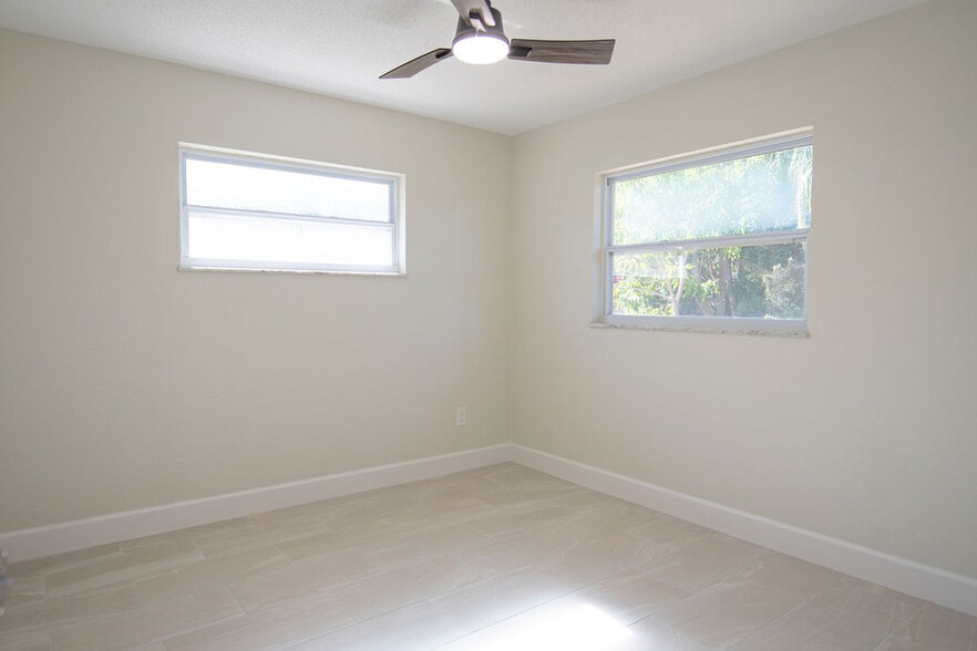 Bedroom 3 - 70 S Winter Park Dr