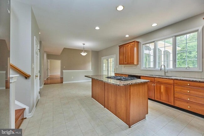 Building Photo - 2859 Cherry Branch Ln