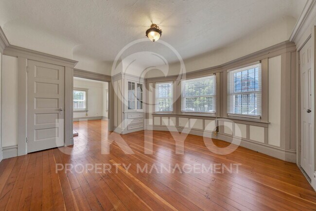 Building Photo - 3337 California St